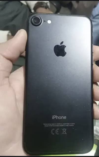 Iphon 7 bypass 32Gb battery health 92 exchange posibal