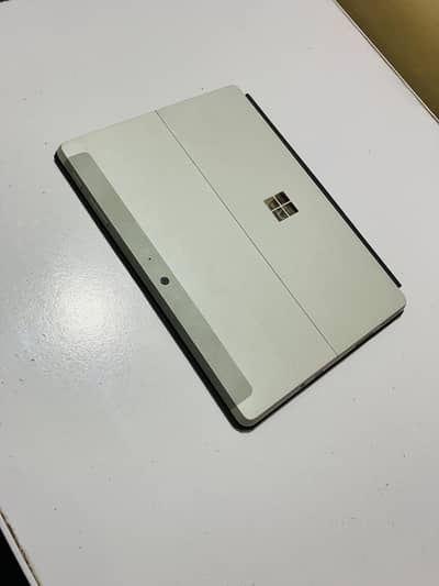 Surface Tablet (8/256)
