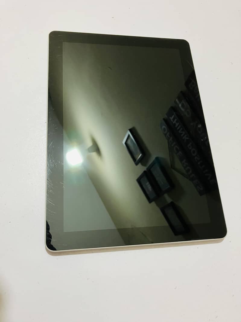 Surface Tablet (8/256) 5