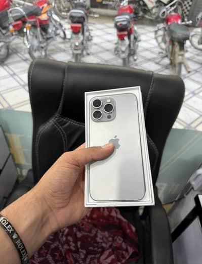 Apple iPhone 15 Pro Max