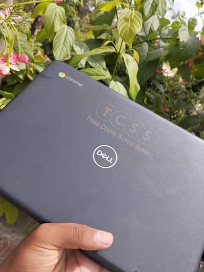 Dell Chromebook 11 (4GB ram)  (touch screen)