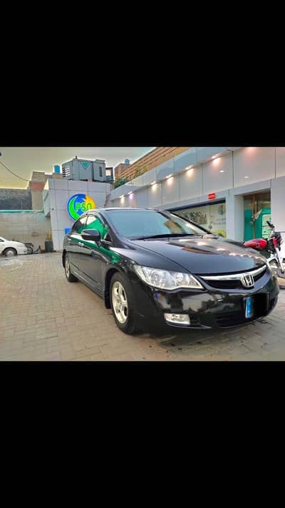 Honda civic reborn 2009 model  menual with sunroof condition 10/10