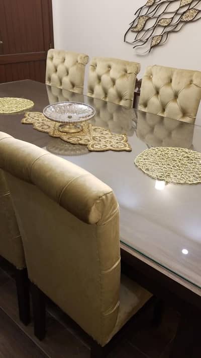 8 person Dining Table