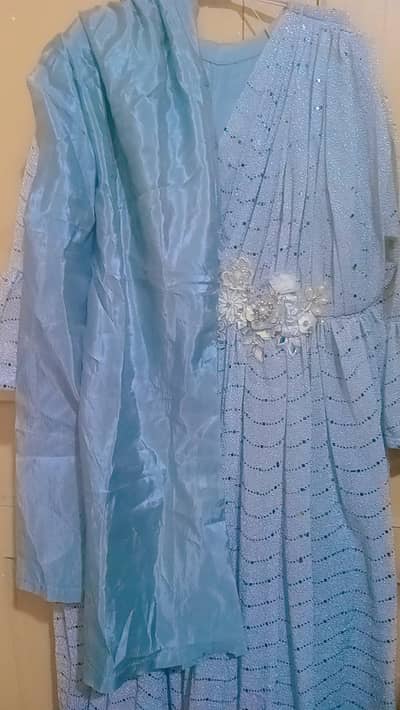 Dresses for sale 1500-2000