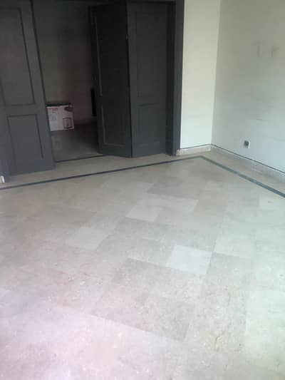 6 Marla Upper Portion For Rent