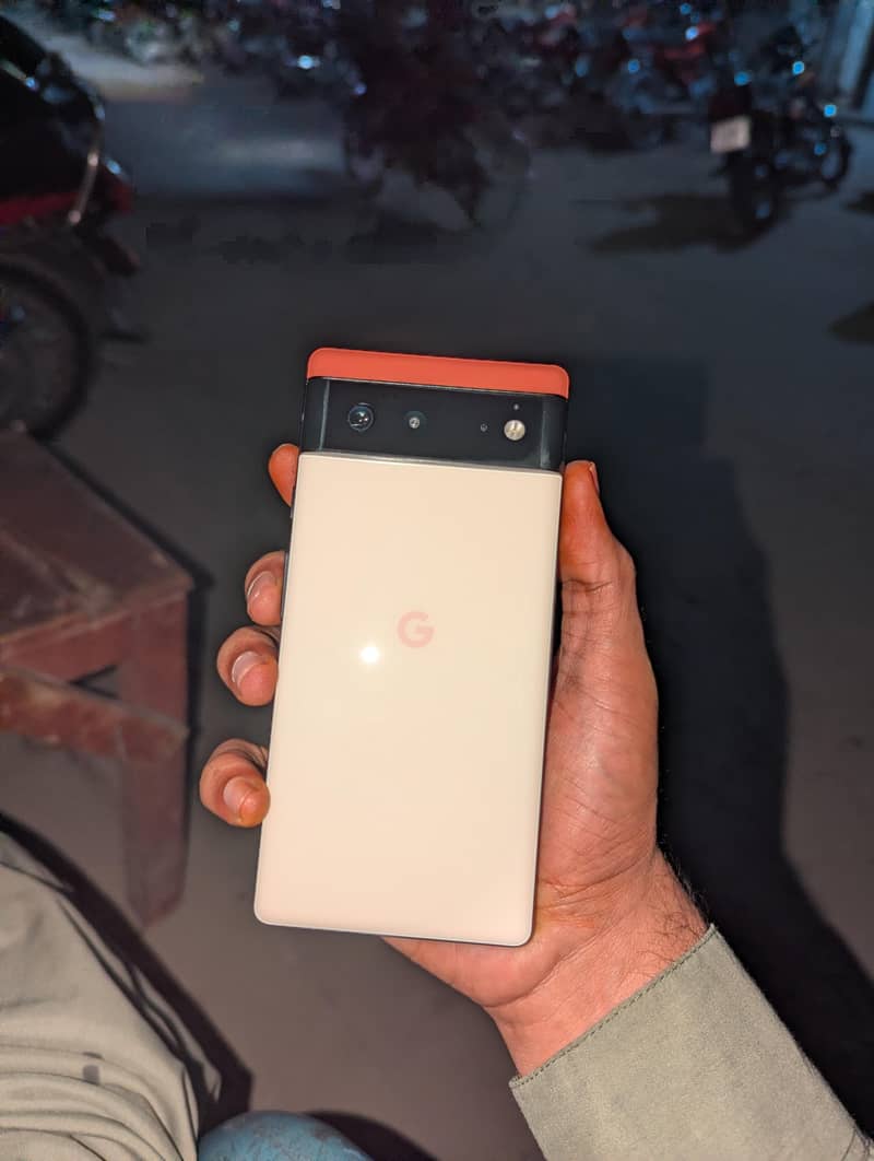 Google Pixel 6 0