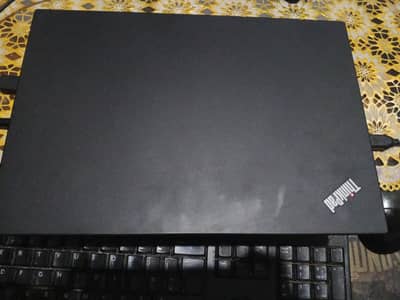 Lenovo Thinkpad t14 gen 2 (i7 11th gen with Intel xe graphics)