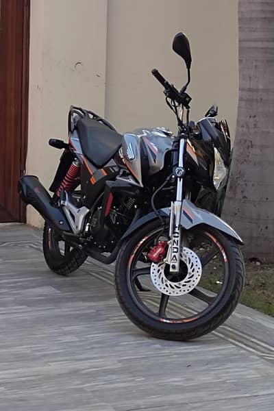 Honda CB 150F low Milage Fresh Condition