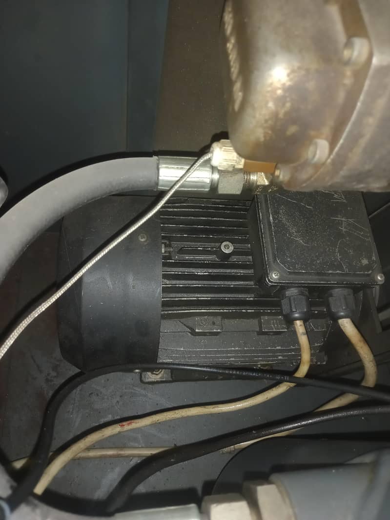 Air Compressor Used 0