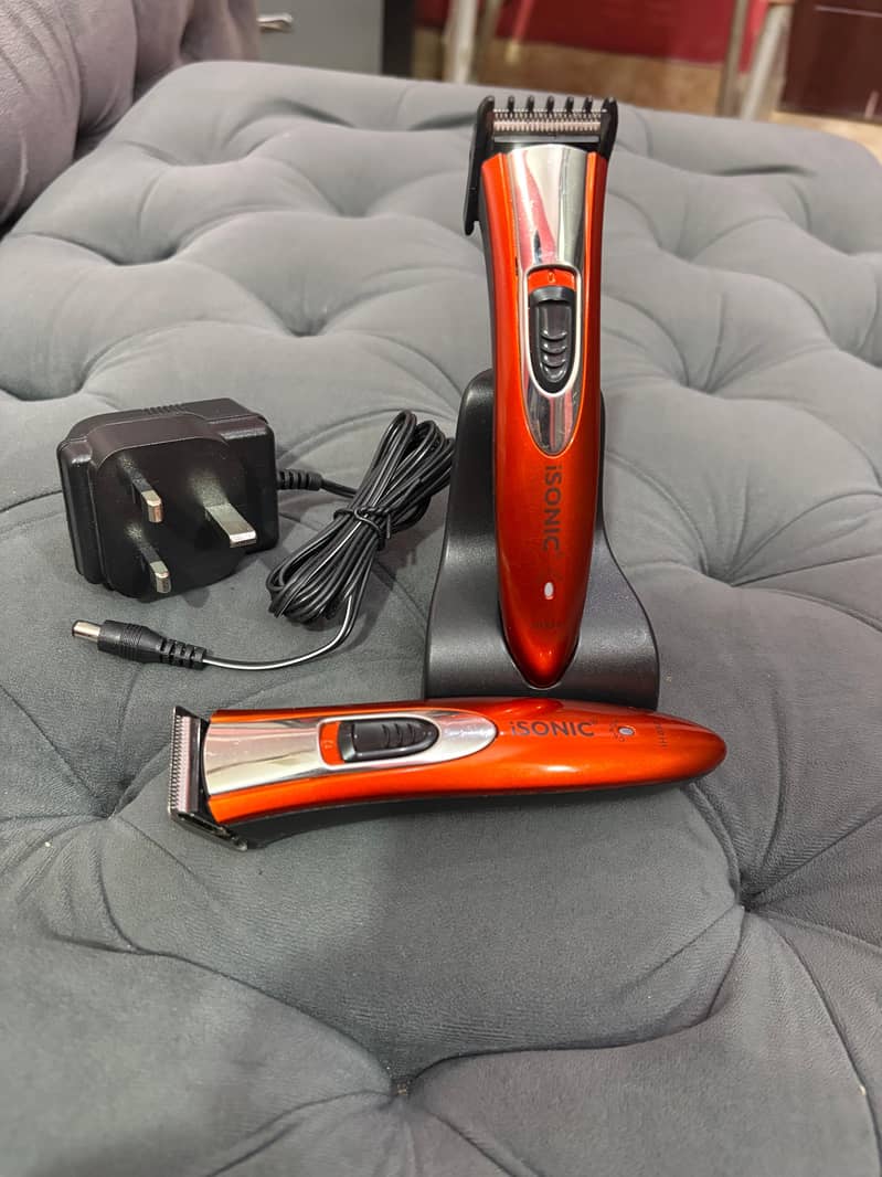 isonic stand charging 1