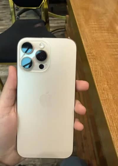 Apple iphone 16 pro max