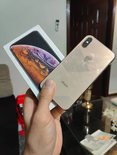 iPhone xs 256 gb dual officially approved with box wair