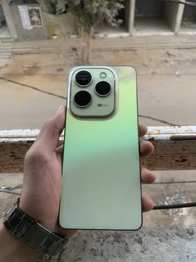 Infinix hot 40 official pta approved 8+8/256 dual sim mobile phone