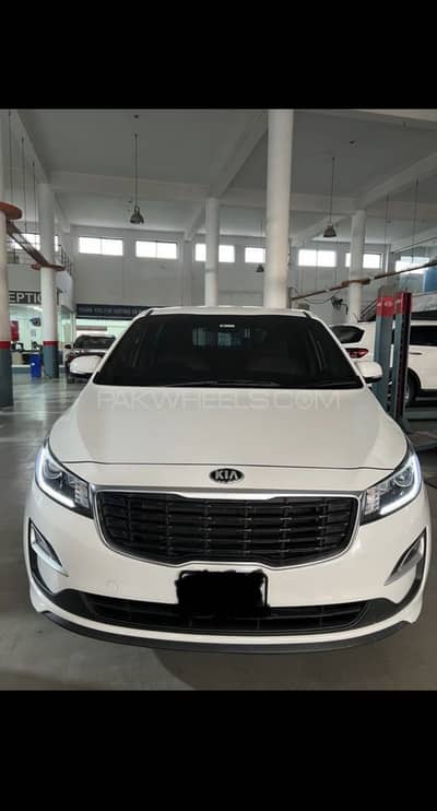 Kia Grand carnival LX