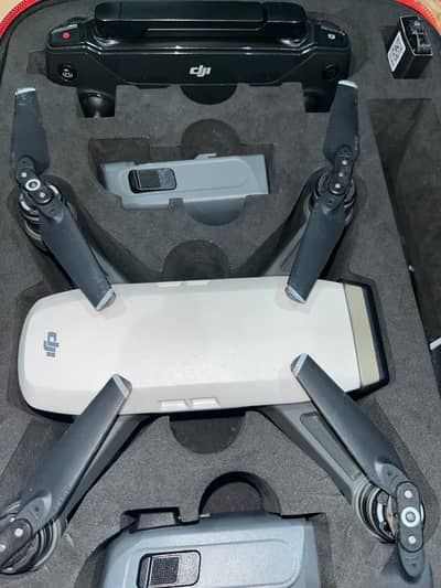 DJI Spark Alpine White Fly More Combo with Remote