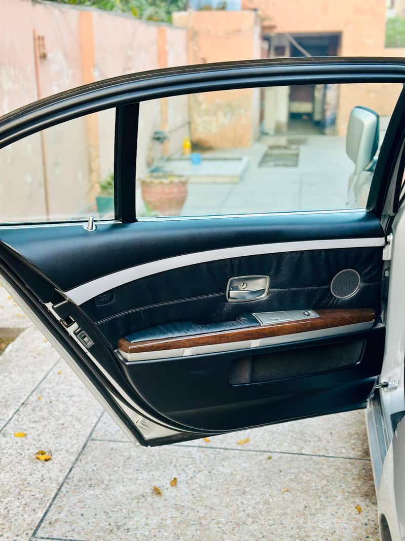 bmw 735LI 10