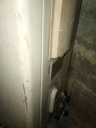 Dawlance 1.5 ton ac ha running condition main ha ok price final ha