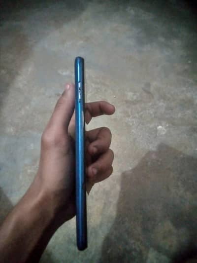 Infinix hot 11 play  official pta approved contact me 03308234706