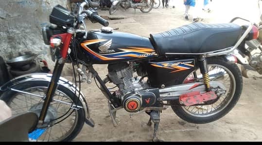 Honda 125 2011 model all ok documents clear
