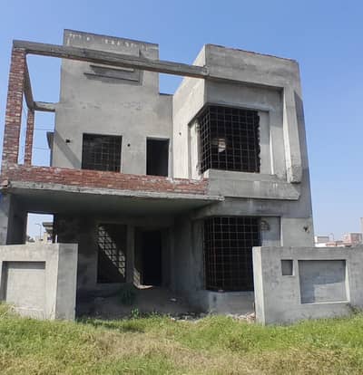 FACING PARK CORNER DOUBLE CATEGORY 8 MARLA HOUSE GREY STRUCTURE AVAILABLE FOR SALE