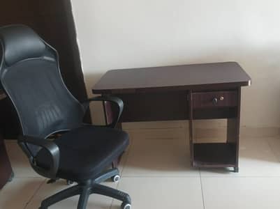 Executive Office Chair and Office Table