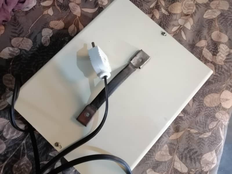 Stablizer 3000 Watts 3