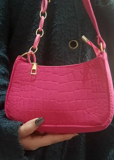 felt fashion bag. .