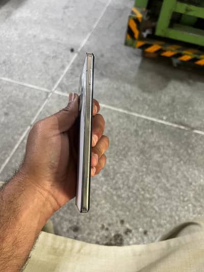 Only Back Crack Baki Total Original no open no repair granti