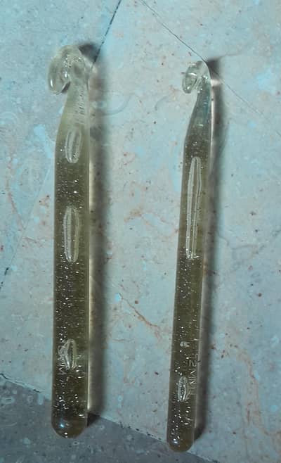 Karoshiya Needles made with plastic