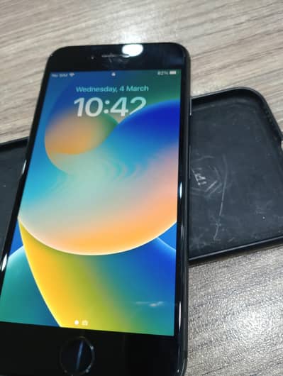 iphone 8 10/10 conditionbest batry timing 76 health