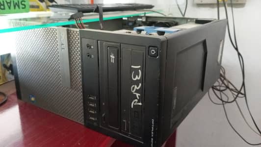 PC HP optilex 9010 core i5 3rd generation. Lcd 22 inches Samsung