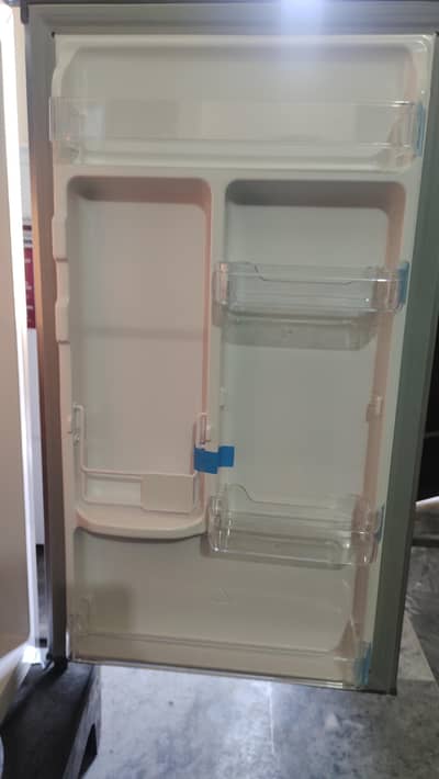 Dawlance refrigerator 4890