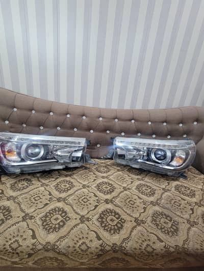 TOYOTA REVO HEADLIGHTS AND BACKLIGHT