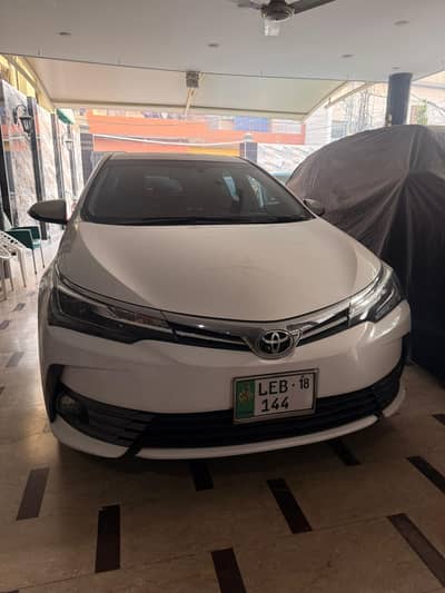 Toyota Corolla altis grande 1.8 . . . 2018 model . . . total genuine