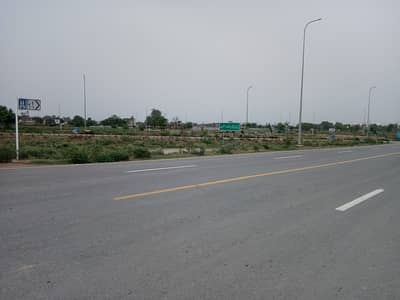 At Central Location Easy Access To 120 Feet Wide Road 1 Kanal Plot For Sale