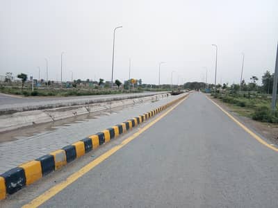 Good Investment At Beautiful Location 1 Kanal Plot For Sale