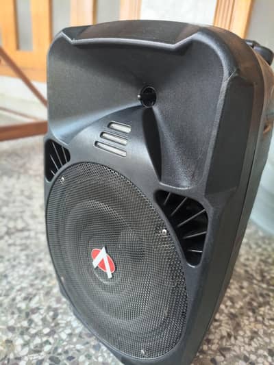 Audionic Trolley speaker.