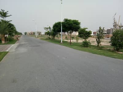 Good Investment At Beautiful Location 1 Kanal Plot For Sale