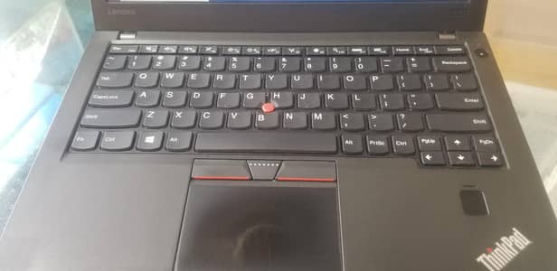 Lenovo x270 thinkpad . finger sensoir with double battery