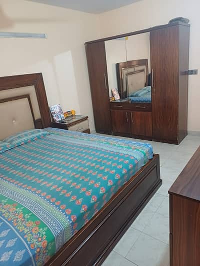 Spacious Prime Location 1750 Square Feet Flat Available For sale In Cosmopolitan Society