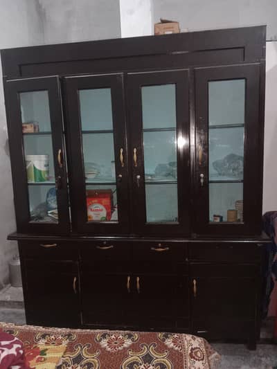 Wooden Showcase / Crockery Cabinet for Sale