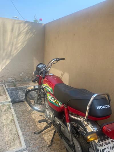 | Honda CD 70 | | Model 2023 | | Condition 10/10 |