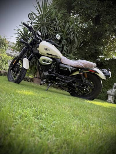 Hi speed Cyclone 250Cc in Brand new condition