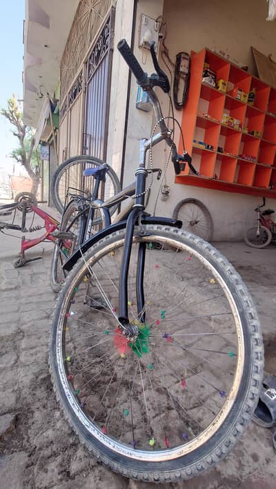 Mountain Cycle For Sale Lush Condition