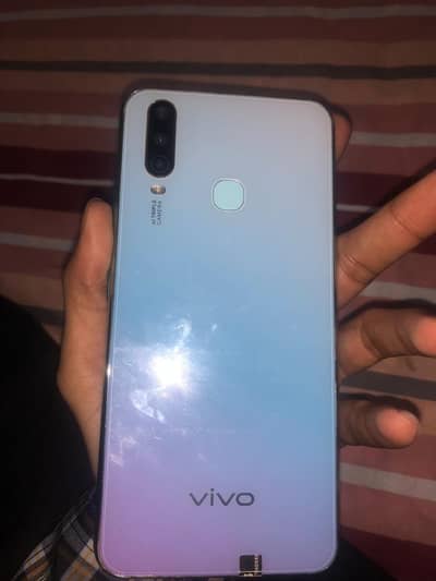 vivo y17