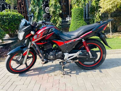 Honda CB 150 F  (0322-3276769)