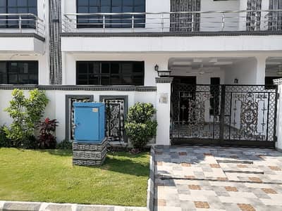 House Of 5 Marla Available In Green City - Block C