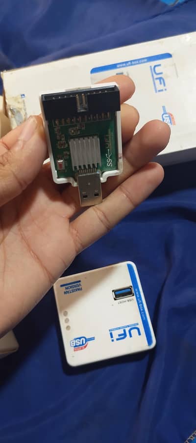 UFI Box Universal Flashing Interface (Worldwide Version)