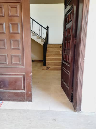 1 Kanal Upper Portion in Phase 5 DHA