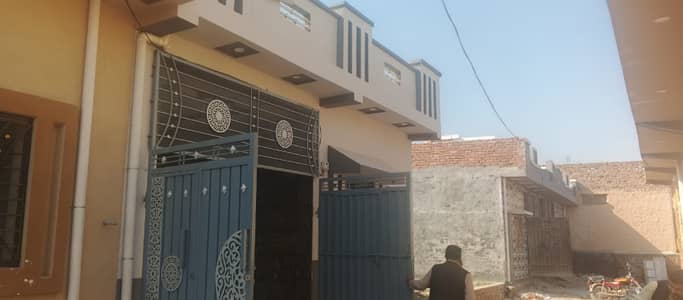 Prime Location 3 Marla House Available In Girja Road For sale